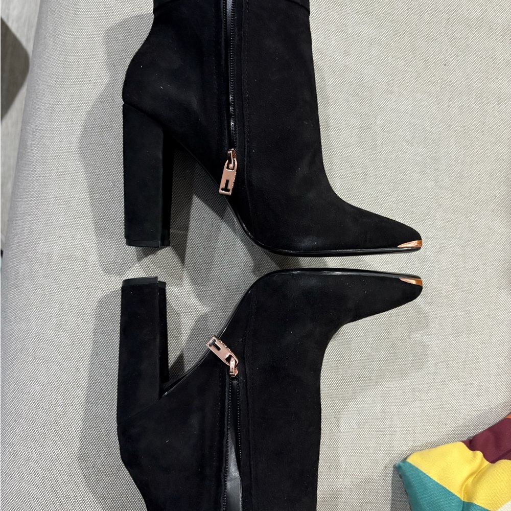 Ted Baker Ankle Boots - Picture 6 of 8